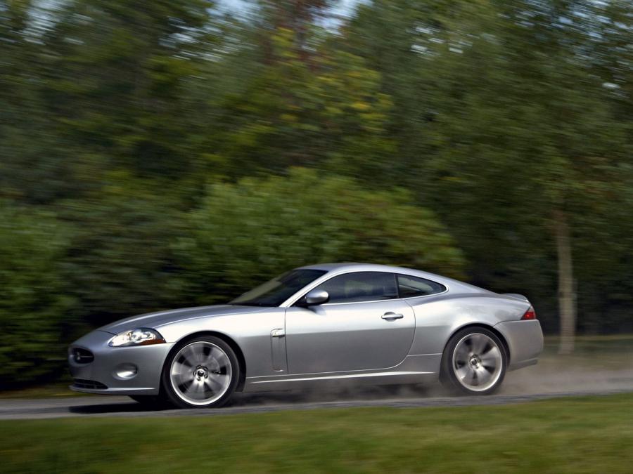  Jaguar XK Coupe 2006 года  (US) (фото 8 из 13)